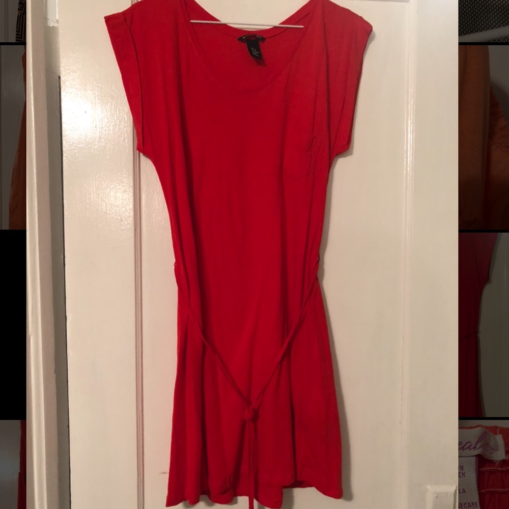 H&M red short sleeved dress